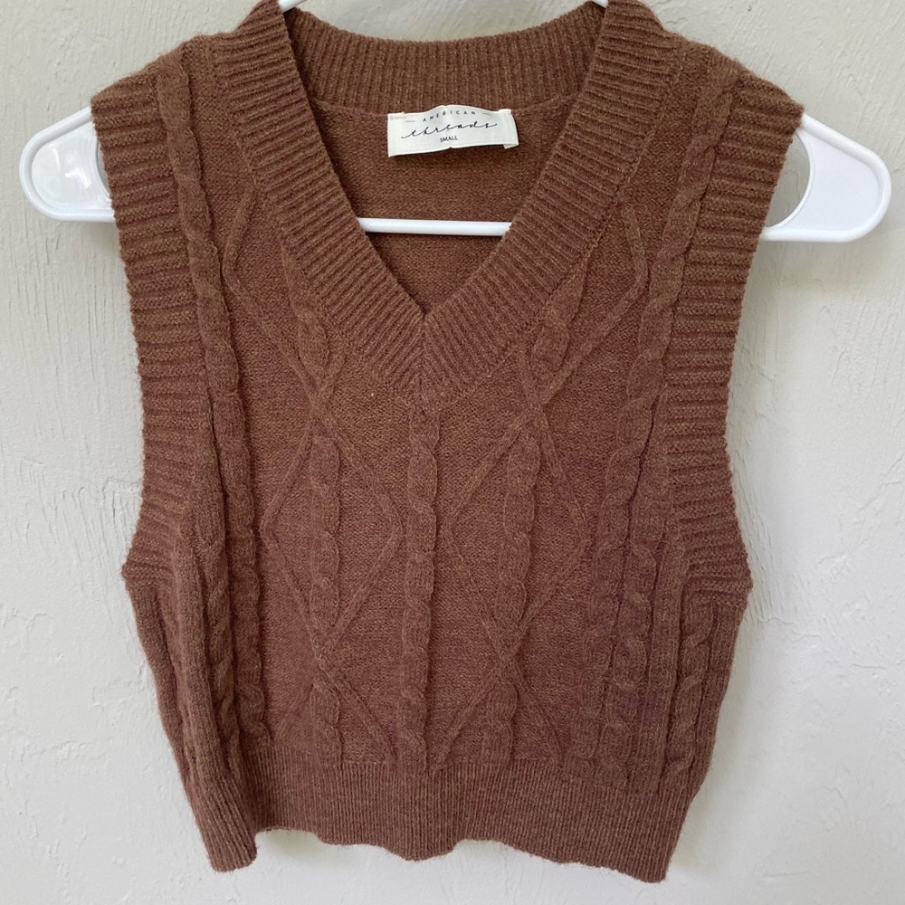 Brown sweater vest size Small